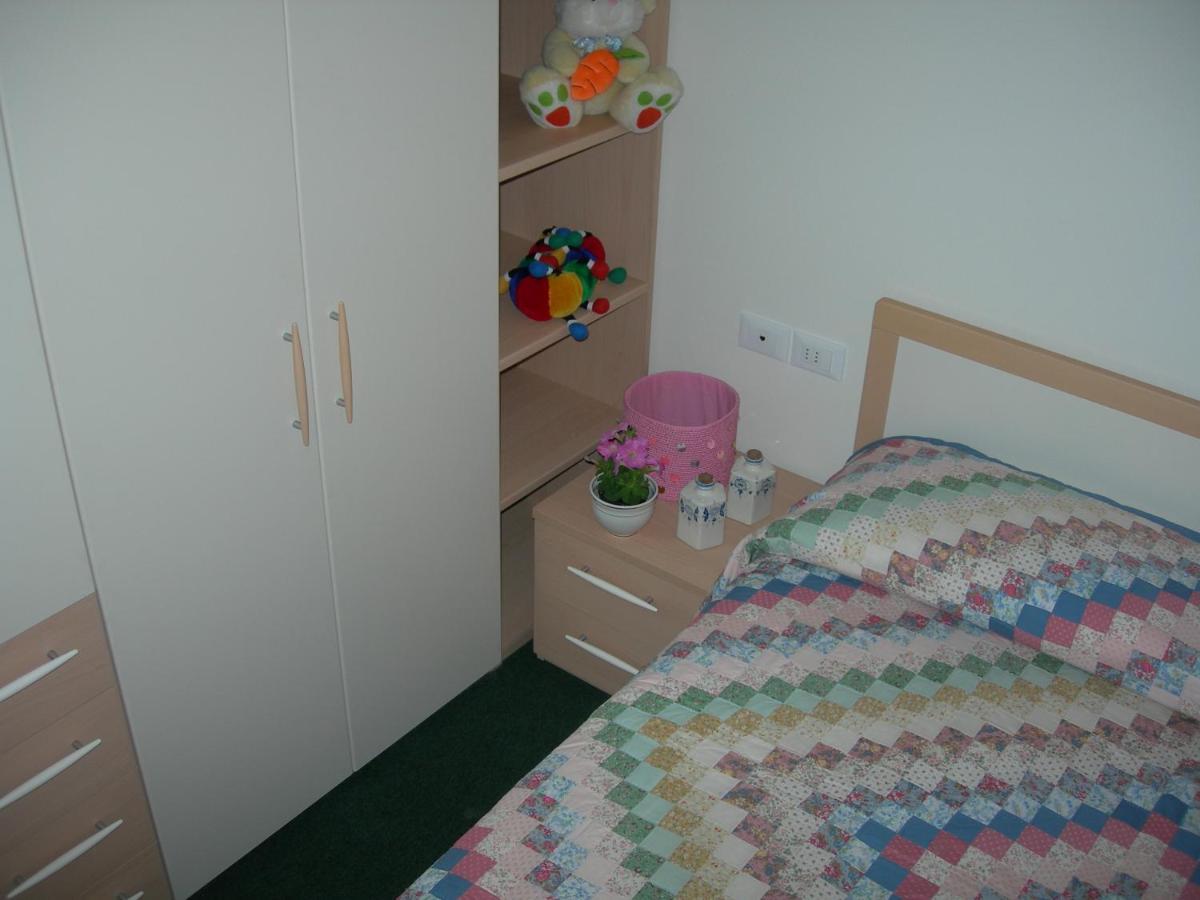 Appartamenti Vacanze Casa -Residence Albare - Check In Vacanze Casa - Marilleva 900 Екстериор снимка